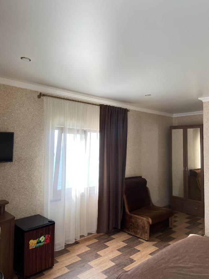 Apra Hotel Lidzava Eksteriør billede
