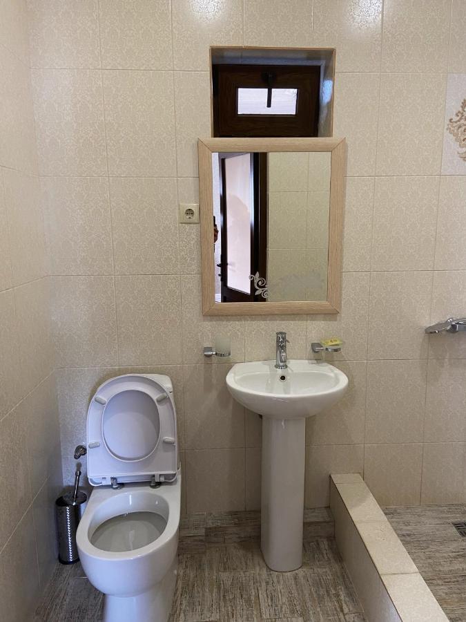 Apra Hotel Lidzava Eksteriør billede