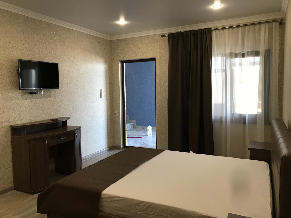 Apra Hotel Lidzava Eksteriør billede